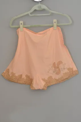 1930s 40s Peach Crepe Embroidered Lace Appliqué Pin Up Tap Pants