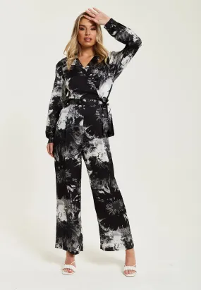 Liquorish Mono Abstract Print Jumpsuit With Long Sleeves