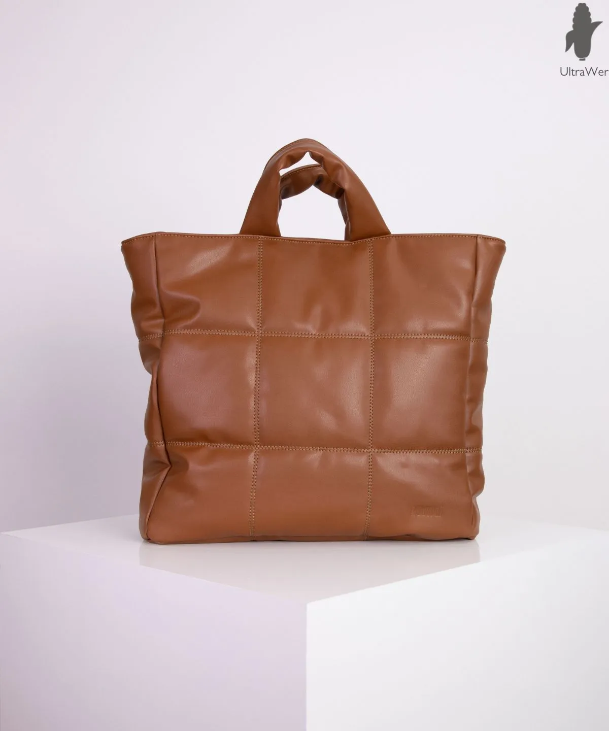 nuuwaï - Vegan Quilted Handbag - LINN caramel brown