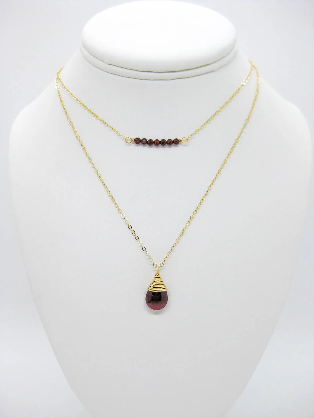 Violet: Garnet Choker - n622